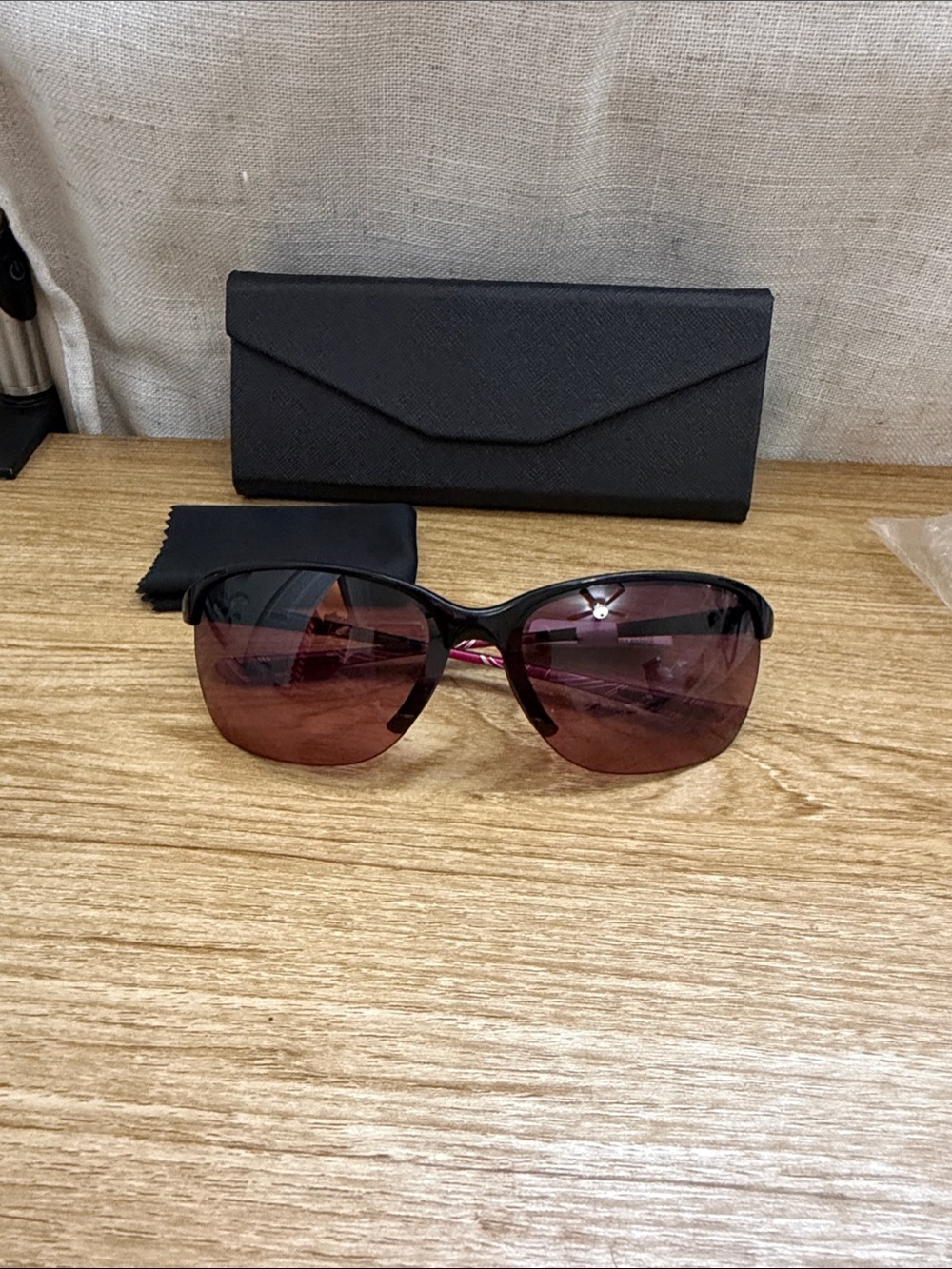 NEW Oakley Women's 009191 65/09  Black Frame , PNK P POLAR , GENERIC CASE